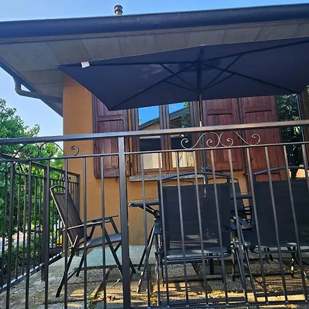 Dei Pini Dom wakacyjny Canzo